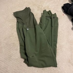 Figs Maternity Joggers Olive Green